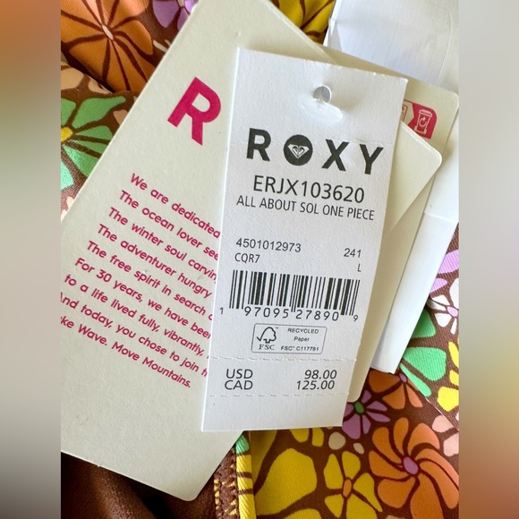 COPY - Roxy bathing suit - Picture 4 of 9